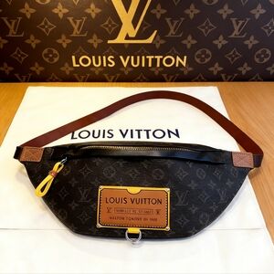 <AUTHENTIC>Louis Vuitton Bumbag Monogram Eclipse